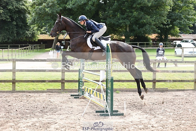 240803-150159-08620 - 263-Torie_Sleep-DUTCH-MAN