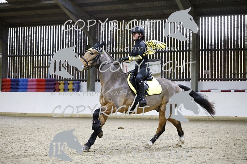 _T0A3787 - 1M Clear Round