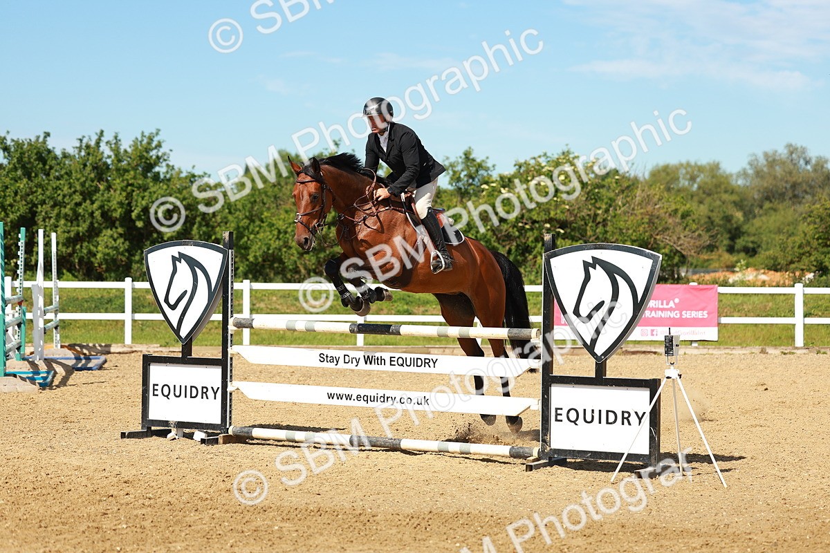 SBM_002751 - Class 4 - Senior Newcomers - 1.10m