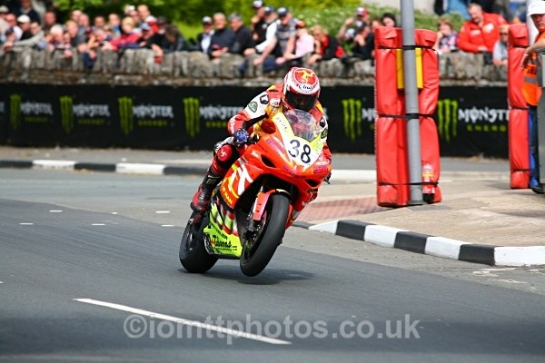  - Senior Race - TT 2010