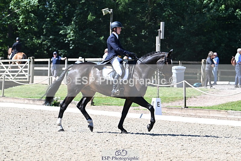 250522A-103406-03142 - A-012-Archie.Tulloch-ZIPPED.UP