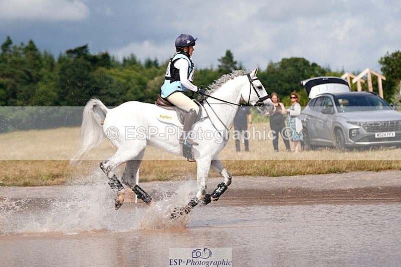 250803A-154940-16708 - O-685-Kitty.King-COOLEY.HOT.SOCKS