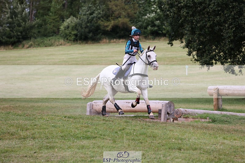 240825X-165736-37835 - 80cm XC 16.30 to 17.30