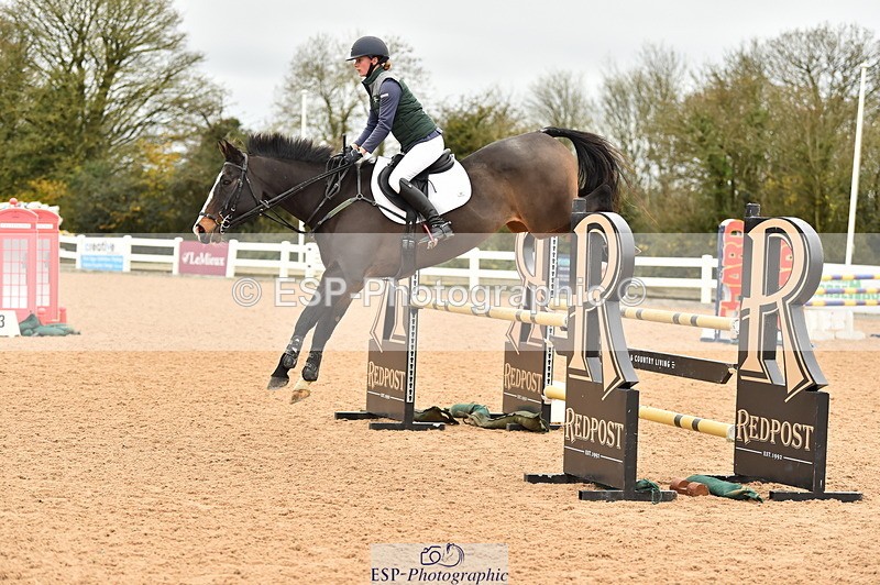 231122A-124504-00342 - Cls 4 Newcomers & 1.10m Open