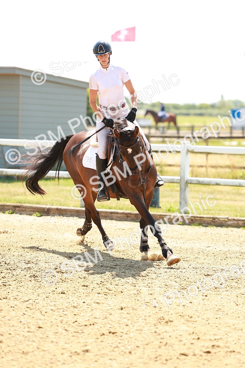 SBM_001514 - Class 4 - Senior Newcomers - 1.10m