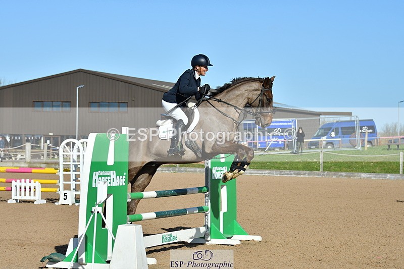 240306A-103432-00163 - Cls 1 British Novice and 90cm Open