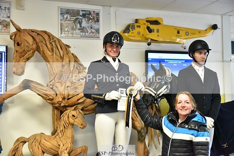 250214-153406-02569 - Advanced Medium Silver Presentations