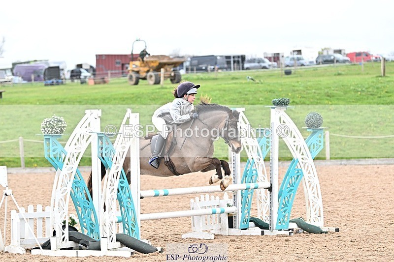 250414-103325-00131 - 80cm Round 1