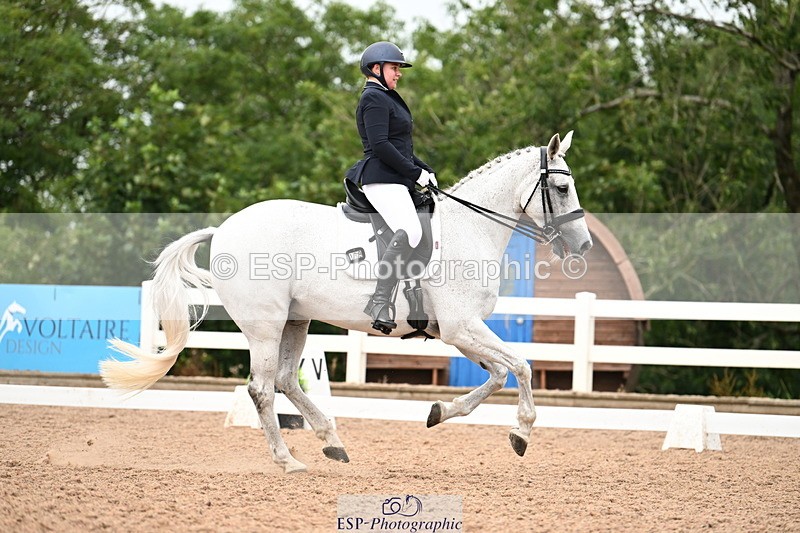 240815A-140342-01937 - 139-Chloe.Makepeace-Beechfield.Diamond