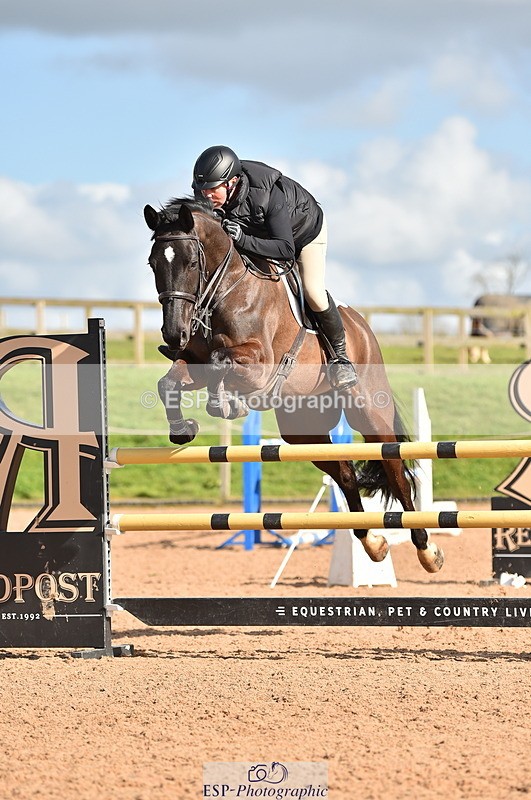 240306A-135040-01488 - Cls 4 Newcomers and 1.10m Open