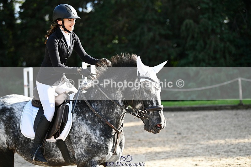 251004A-154143-01944 - Classes 8 & 9 70cm