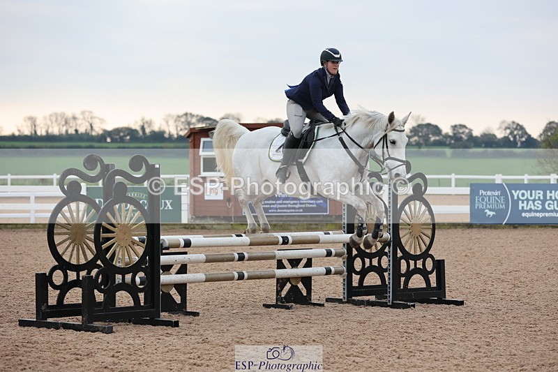 241101A-081539-00133 - FRI Cls 2 British Novice and 90cm Open