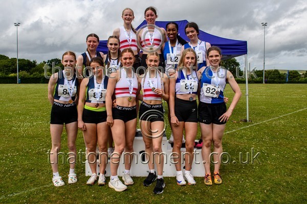 Relays25-529368 - Medals