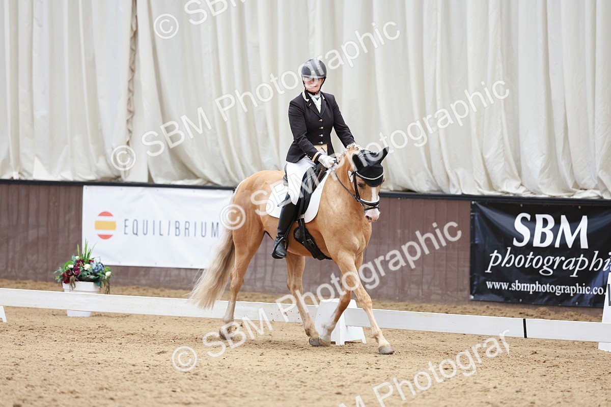 SBM_009843 - Class 6b - Novice 6 - 12.40-13.43