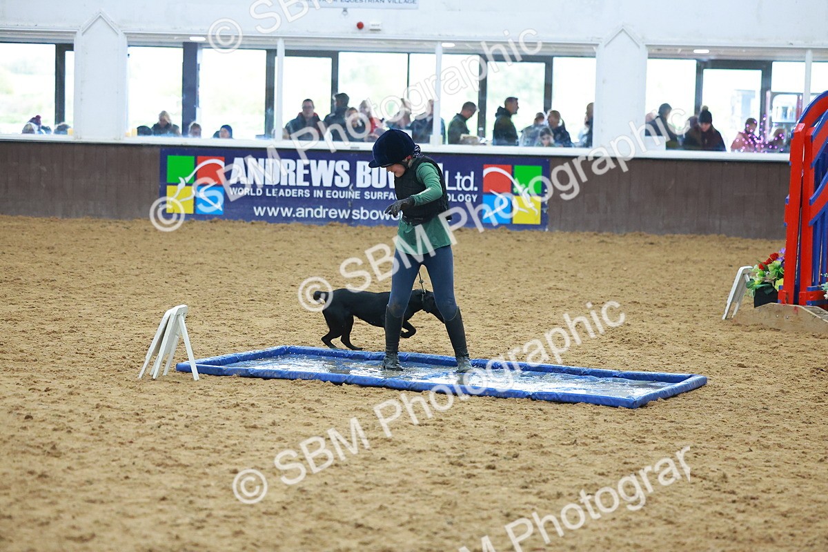 SBM_002405 - Class 3 - Horse & Hound (60cm)