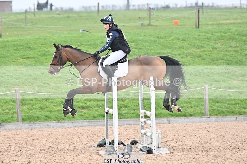 250118-141523-01478 - Cls 3A&B 90cm 13.20 to Coursewalk