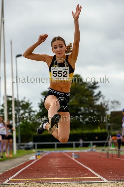 Age25SAT-914631 - Field Female Set One