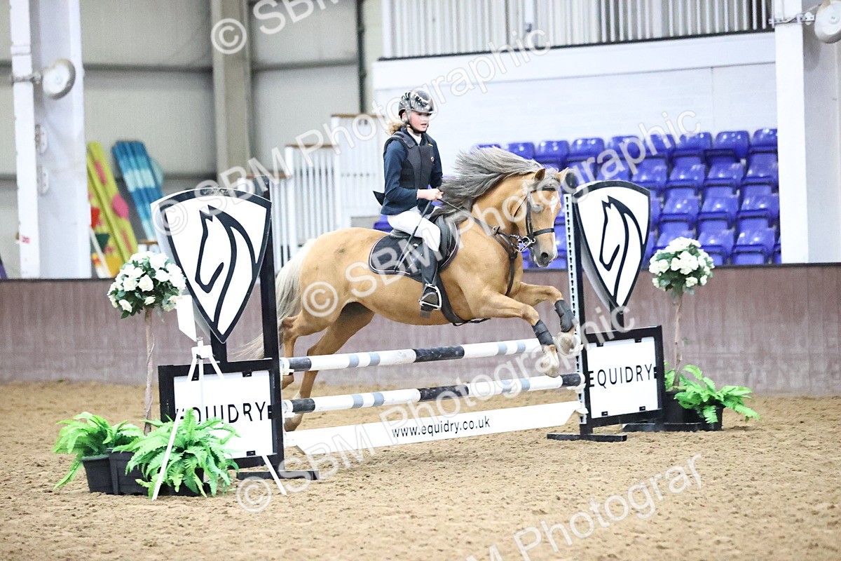 SBM_000105 - Class 1 - Pony Intro 70cm Open