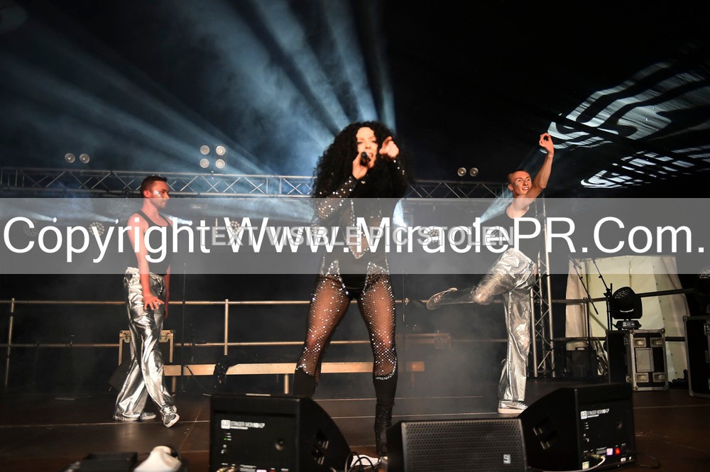 SH4_6247 - The Cher Experience