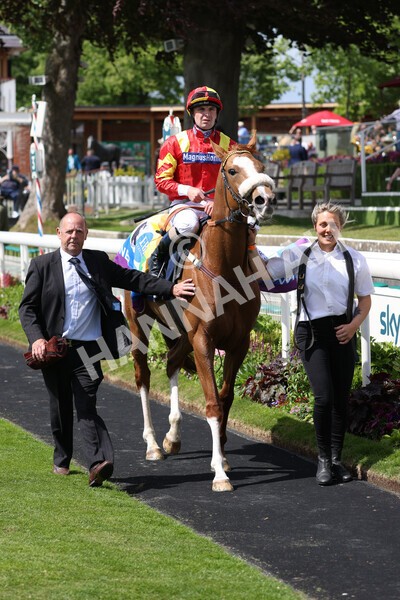 yr10062022r3-48 - Race 3 3.00pm British EBF supporting Racing with Pride Fillies' Handicap