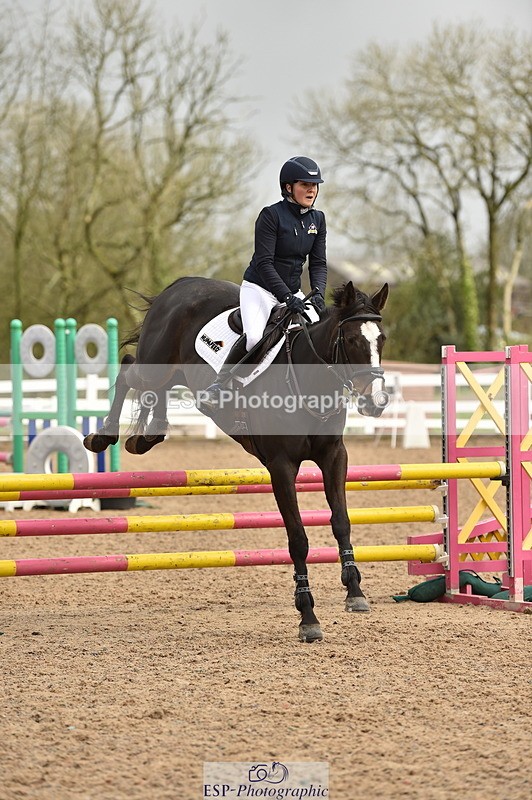 240405A-110116-00655 - Cls 8 British Novice and 90cm Open