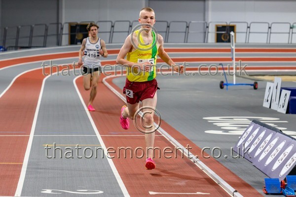 AgeInd25SUN-915930 - Track Male