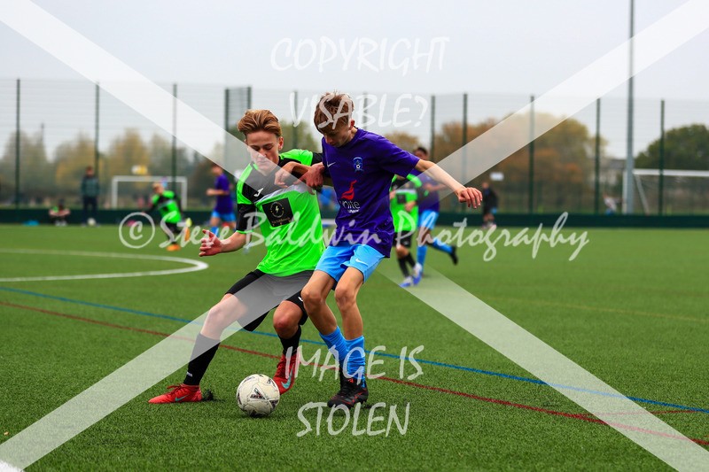 1DX20017 - 2025-10-12 FC Abbey Meads U14 Orange V Kingsdown Lions U14