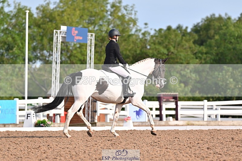 240817A-090808-06505 - 109-Michelle.Head-Alvescot.Winning.Mood