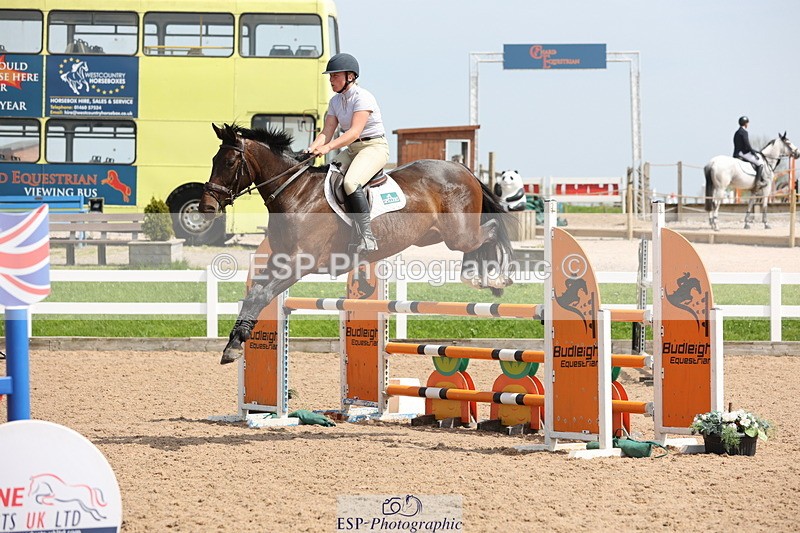 240510A-141717-07554 - Cls 17 1.05m National Am Quali