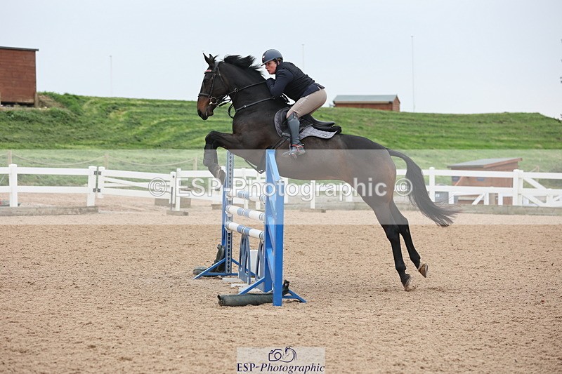 241101A-120307-01601 - FRI Cls 5 Newcomers and 1.10m Open