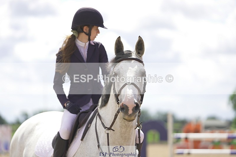 230806A-134048-02192 - Cls 14 Snr Foxhunter & 1.20m Open