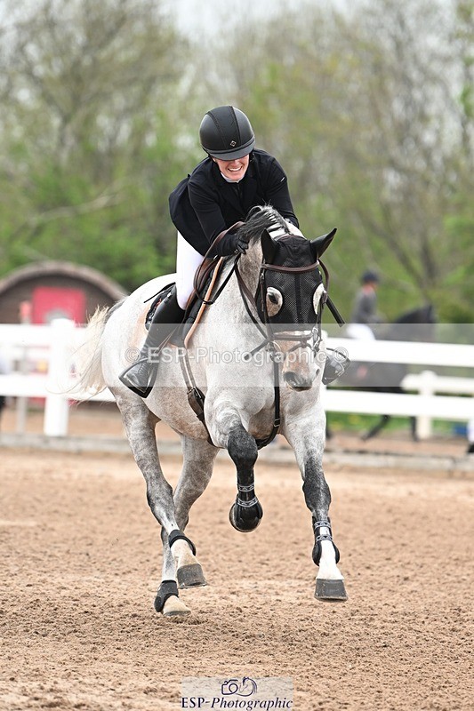 250424-121623-04240 - Cls 21 - 1 Star Gold Tour