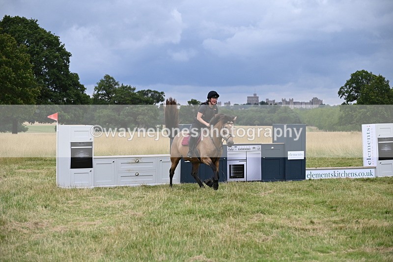 WJ6_3067 - Time at Jump 11:06 to 11:40
