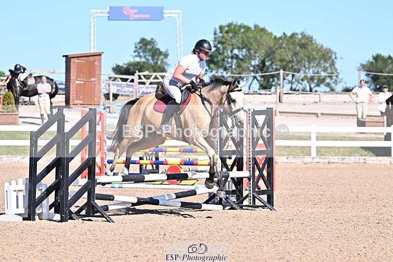 250708A-170722-00193 - 70cm Classes