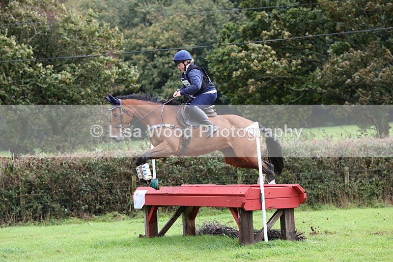 1X9A1983 - Class 6: 90cm + Red Table