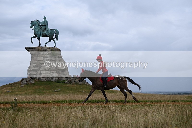 DSC_5906 - Time at Statue 12:17 to 12:44