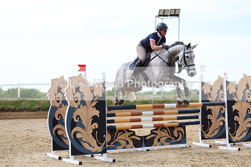 3E7A7390 - Class 7: Senior Newcomers/1.10m open