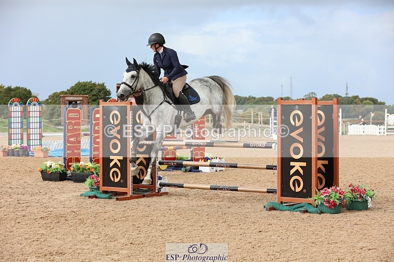 250911-112116-00934 - Cls 2 Snr Newcomers