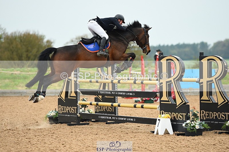 230504A-105204-00649 - Cls 9 Snr 1.20m Open