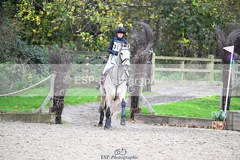 241117-133709-04217 - Cls 3 90-95cm 13.00 to 14.00