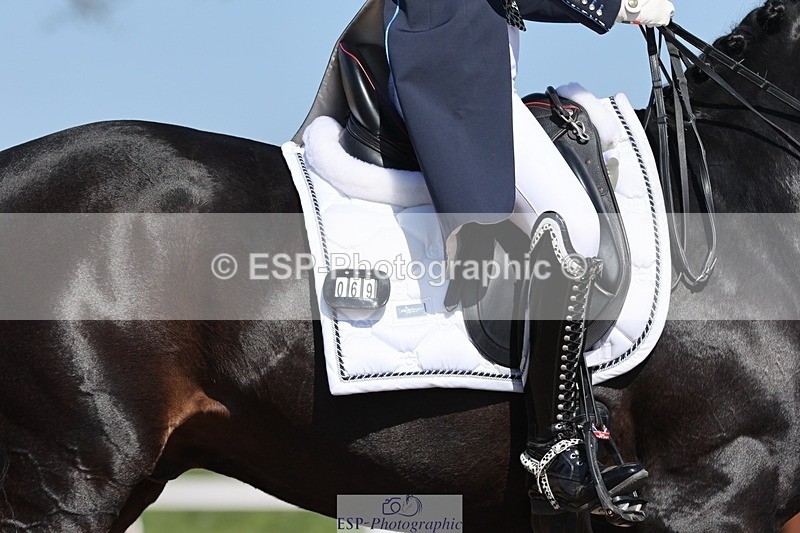 250405-145119-11485 - 069-India.Hamilton-Burnet-Kissingdale