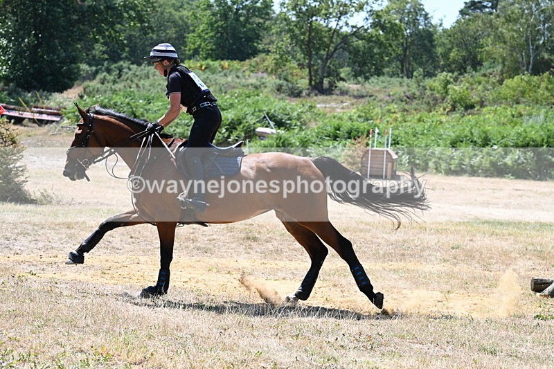 WJ7_5524 - Time 12:37 to 12:38 last rider