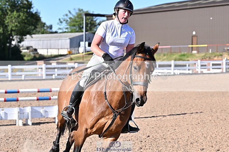 250708A-181809-00469 - 90cm Classes