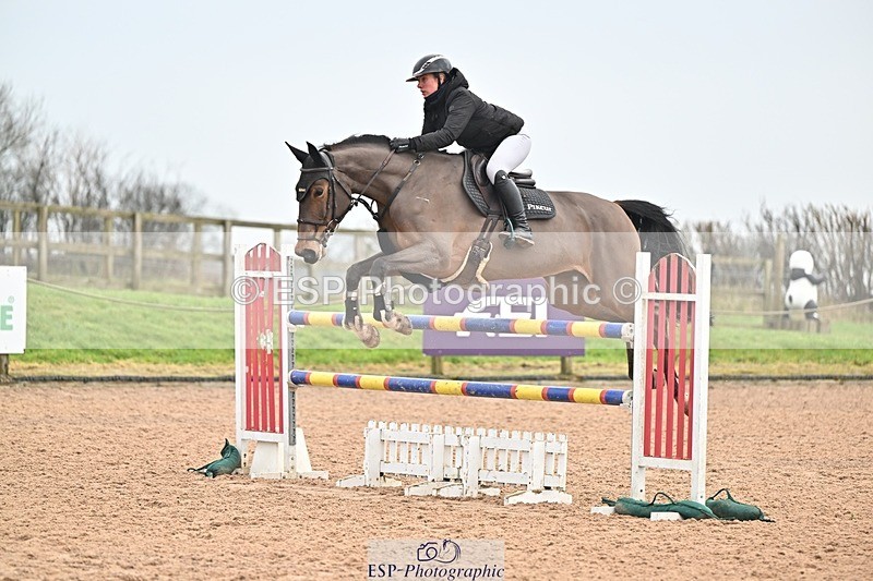 250122-141914-00609 - Cls 6 Foxhunter and 1.20m