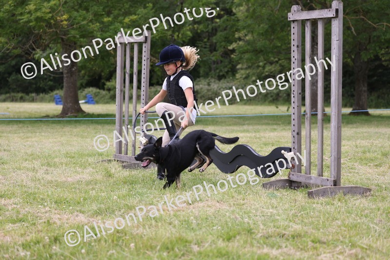 20260614-4400 - Class 25 - Horse and Hound Jumping