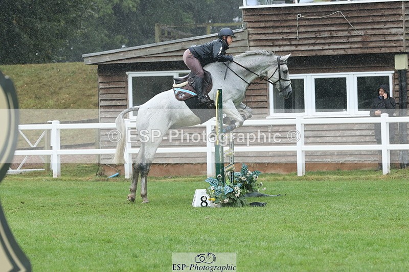 250830A-142102-06960 - Cls 16 Snr Newcomers and 1.10m Open