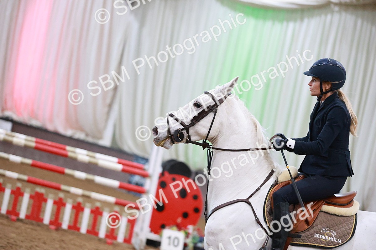 SBM_001274 - Class 5 - Senior Foxhunter 1.20m