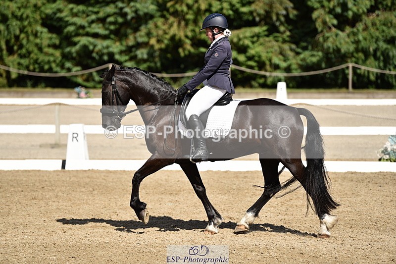 140110A-050042-12348 - 168-Samantha.Pring-Tongwynlais.Moon.Dancer