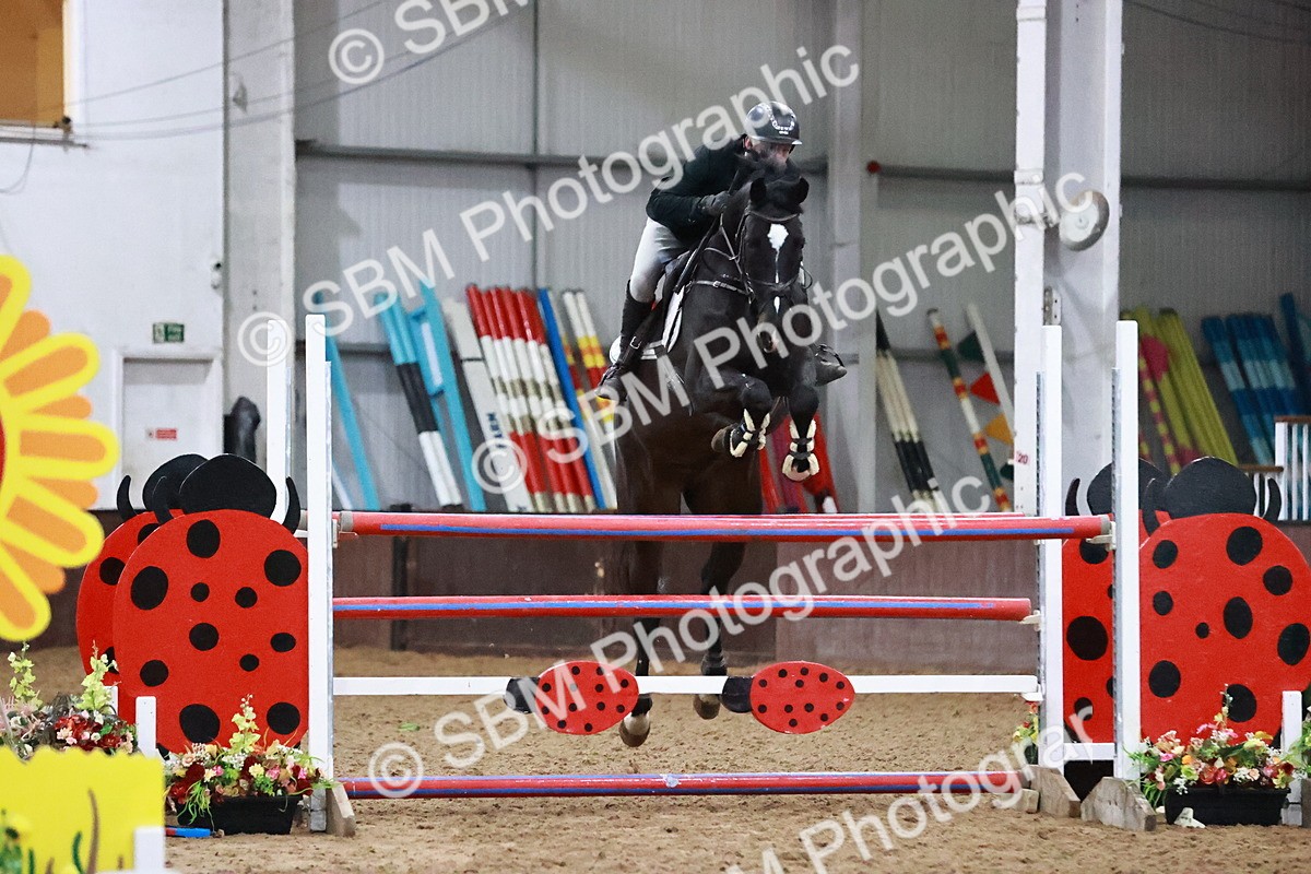 SBM_001715 - Class 5 - Senior Foxhunter 1.20m