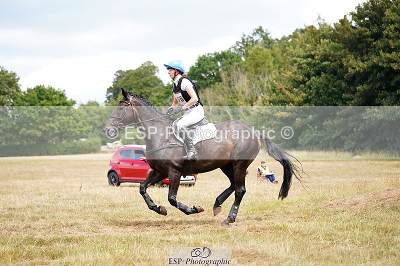 250802A-145814-05570 - F-266-Lorna.Peaster-CASTLE.HOWARD.SPRITE
